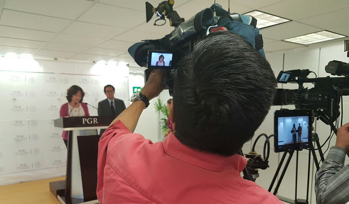 Asegura PGR que continuará con investigación por espionaje a periodistas