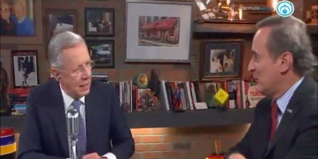 “Cuidado con políticos que anulan democracias”: Castañón