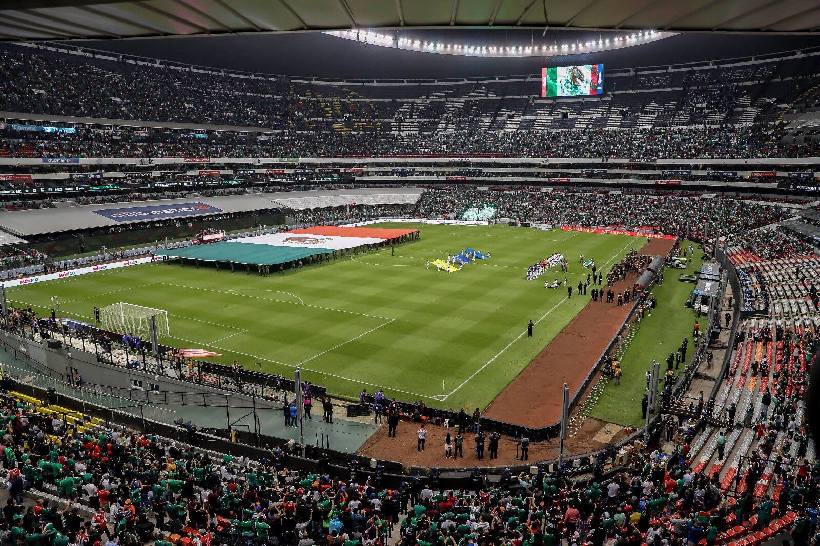 Más de tres mil policías vigilarán el México vs EE.UU. - Estadio-Azteca-VICTORRICARDOFE-