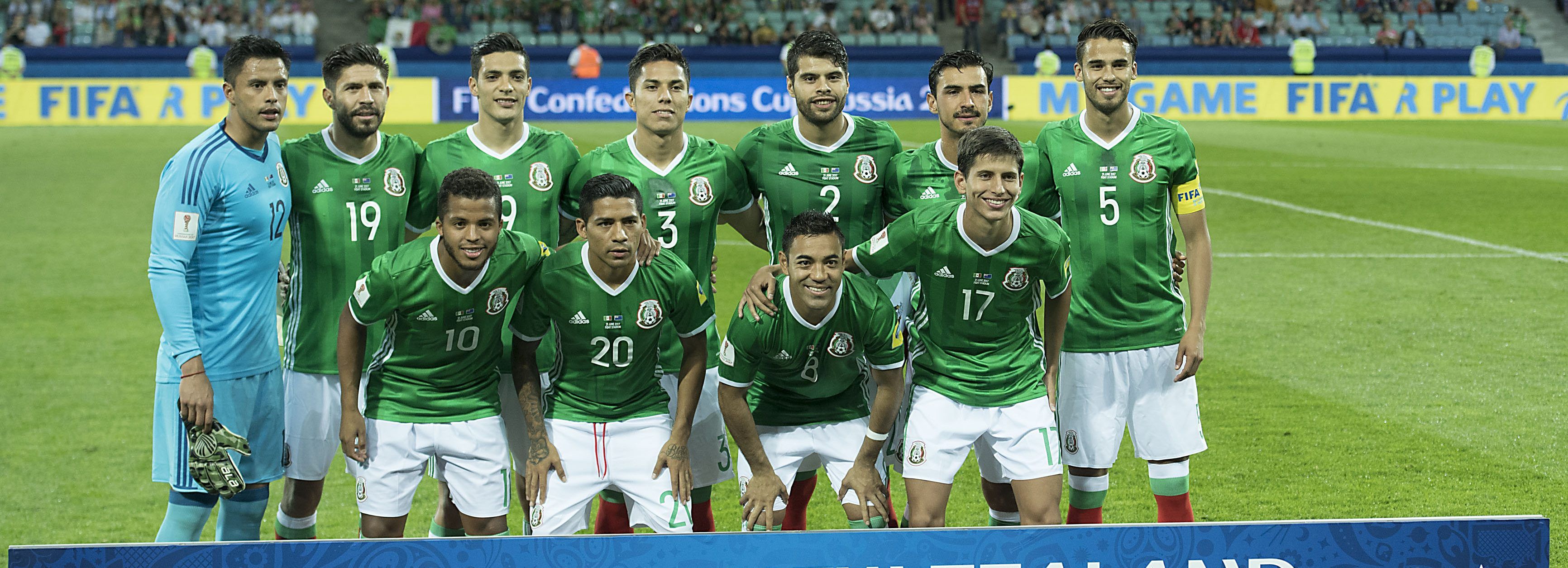 Carlos Salcedo baja de la Selección Nacional