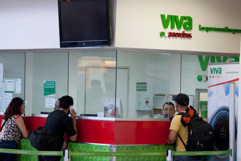 Retrasos de más de cinco horas en vuelos de Viva Aerobus