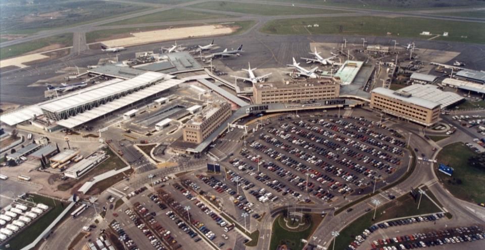 'Despacito' interfiere comunicaciones de aeropuerto de Buenos Aires - aeropuerto