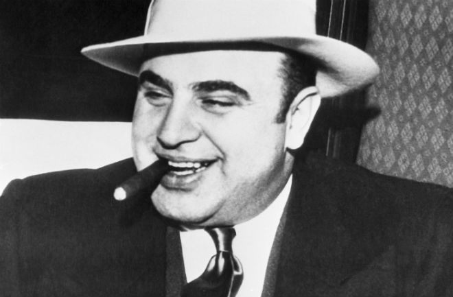 Subastan reloj y canción de Al Capone - al-capone
