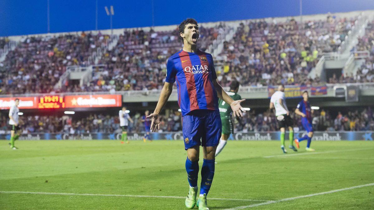 Carles Aleñá renueva con el Barcelona - aleña
