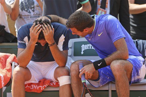 #Video Juan Martín del Potro consuela a Almagro - almagro-del-potro-4