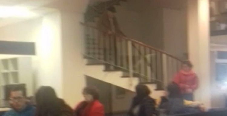 #Video Hombre de 91 años se suicida en sede de Seguridad Social argentina #Video Hombre de 91 años se suicida en sede de Seguridad Social argentina