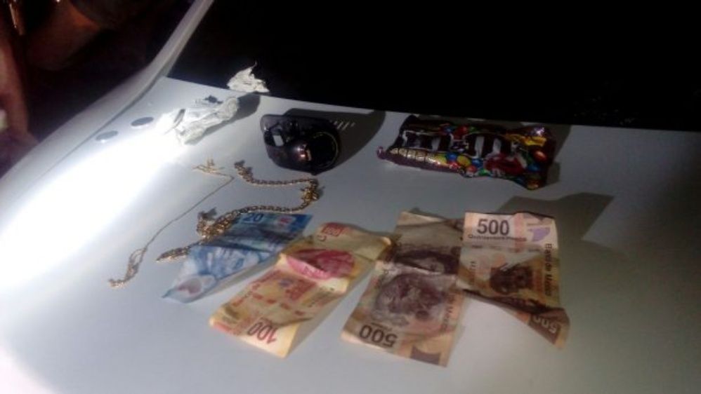 Asaltan a 20 personas en club de golf de Mexicali