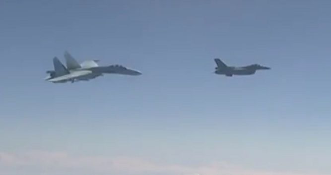 Denuncian amenaza de avión de la OTAN contra ministro de defensa ruso