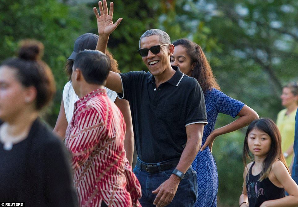 Los Obama visitan Indonesia - barack-obama-2