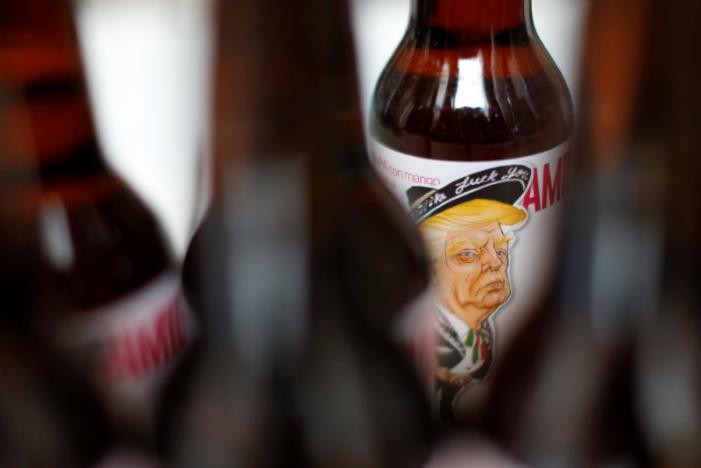 Cerveza hecha por socios mexicanos y estadounidenses se burla de Trump
