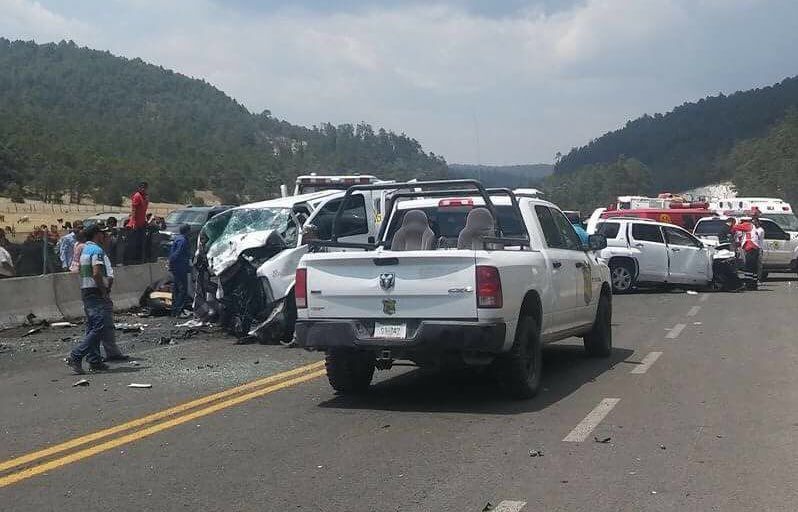 Choque en la supercarretera Durango-Mazatlán deja seis muertos