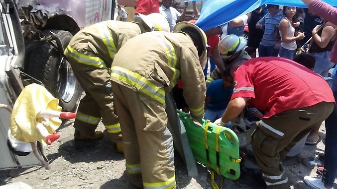 Choque entre camión y tren en Jalisco deja 15 lesionados - choque-el-salto