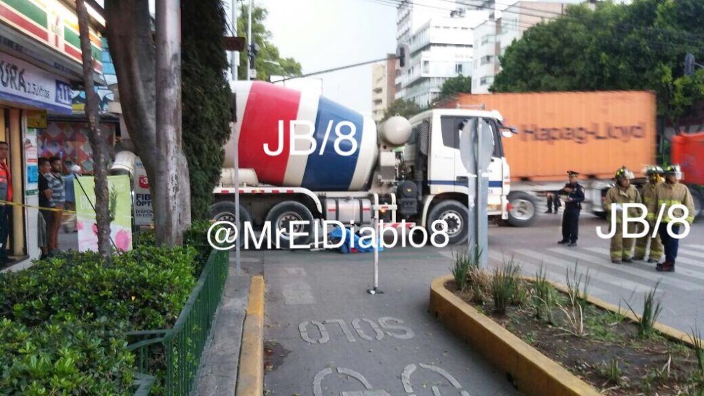 Ciclista muere arrollada por revolvedora de cemento - ciclista-arrollada-2-1024x576