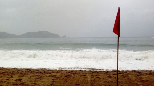 Huracán Dora se debilita y se aleja de costas mexicanas - dora-se-aleja-jalisco