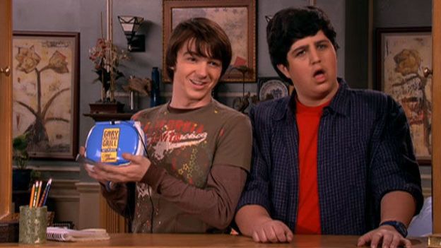 Josh Peck no invitó a Drake Bell a su boda