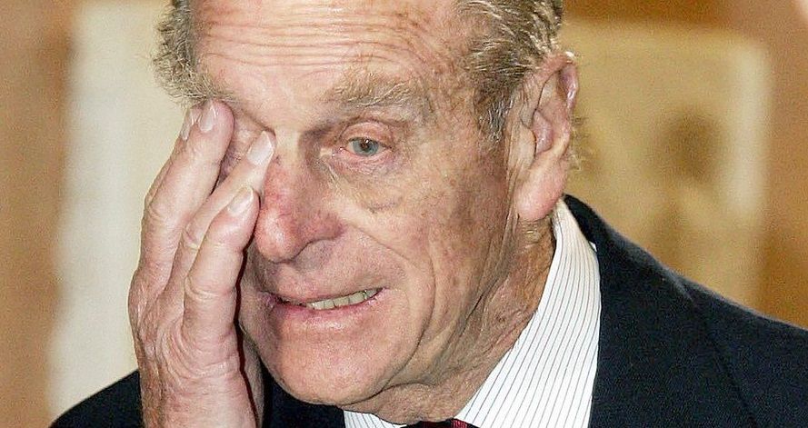 Hospitalizan al duque de Edimburgo - duque-de-edimburgo