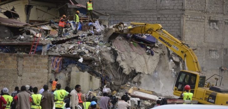 Al menos 15 desaparecidos tras colapsar edificio en Kenia - edificio-kenia-afp