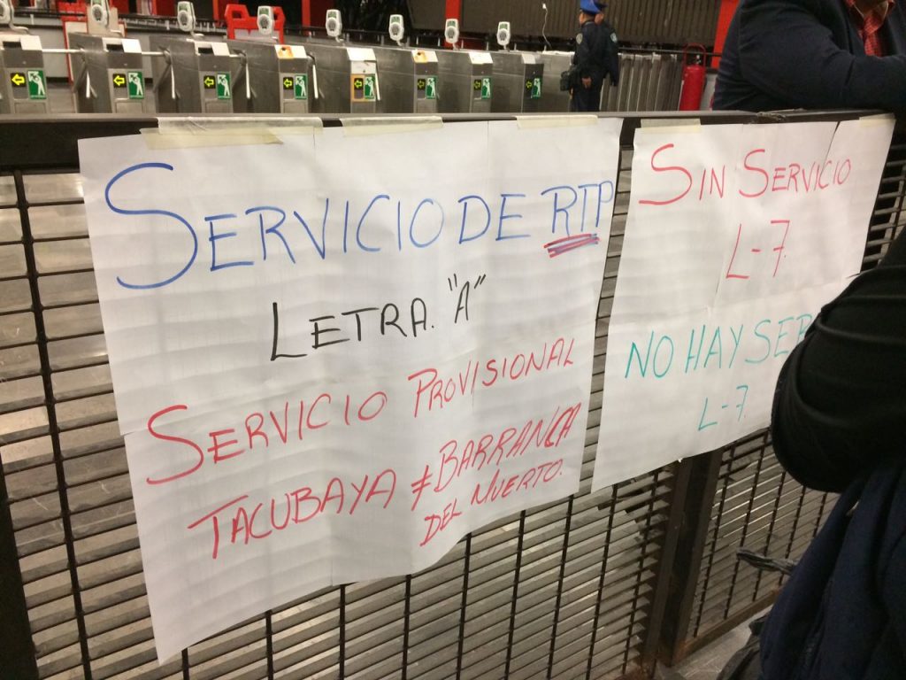 Cierre de Línea 7 del Metro provoca caos - falla-servicio-linea-7-7-1024x768