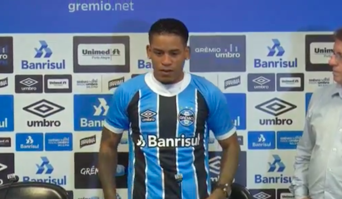 Gremio contrata a Michael Arroyo