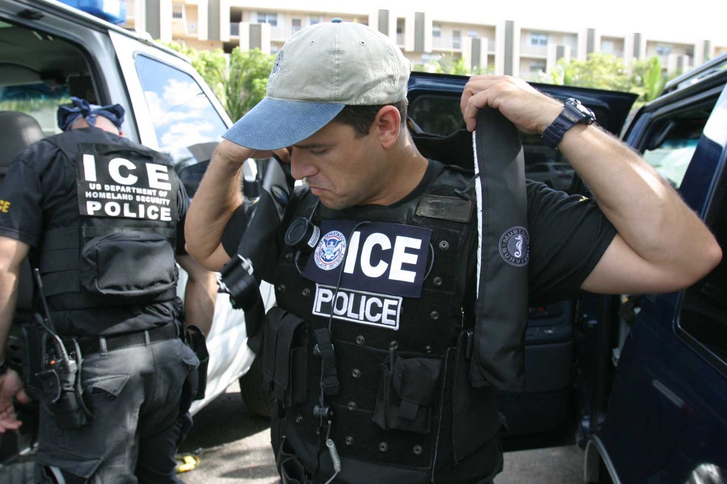 ICE va por familiares de niños llevados de contrabando a EE.UU. - ice-5