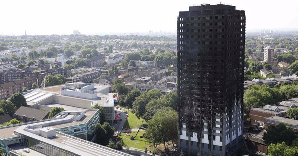 Suman 30 muertos tras incendio en edificio de Londres