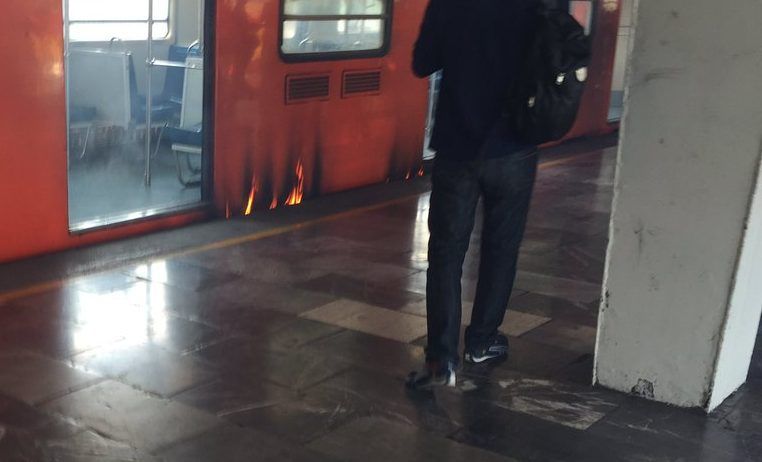 Se incendia vagón de la línea 5 del Metro