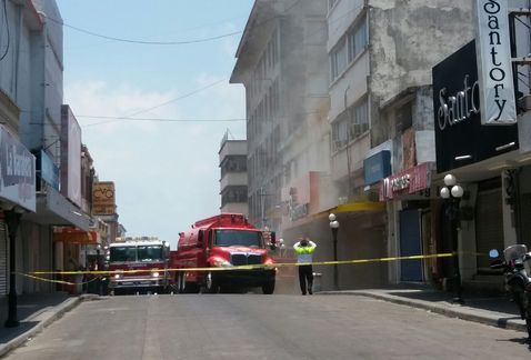 Incendio en zapatería de Tampico