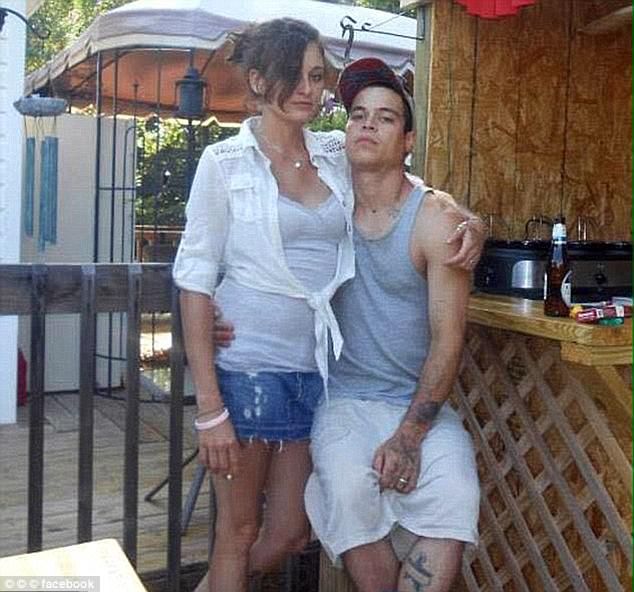 #Video: Rescatan a mujer secuestrada y encadenada - kala