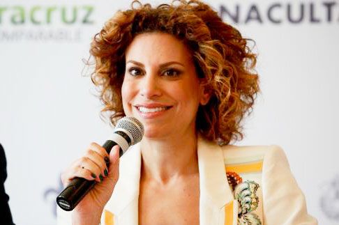 Solicita Fiscalía ficha roja contra Karime Macías - karime-macias