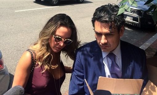 Kate del Castillo denuncia violación de derechos humanos