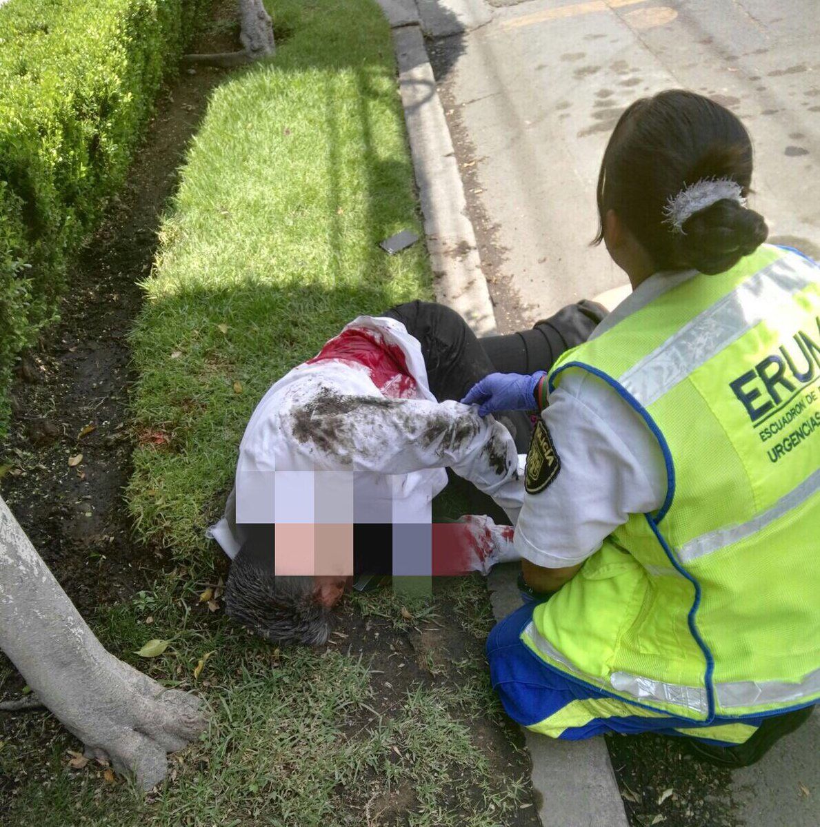 Arrojan a hombre desde vehículo en movimiento en la Del Valle - lesionado-2