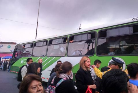 Transportistas aprovechan cierre de Línea 7 para cobrar altos precios - linea_7_metro-cierre_estaciones-constituyentes-el_rosario-tromba-cdmx-milenio_MILIMA20170629_0121_11