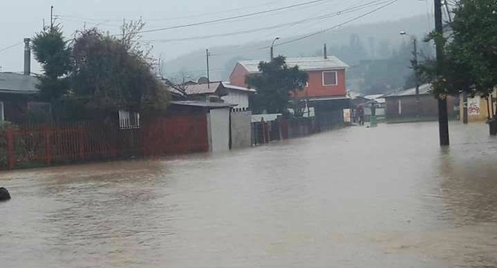 Lluvias dejan cuatro muertos en Chile - lluvias-chile2-e1497732368257