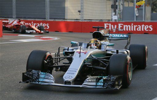Hamilton y Vettel se enemistan tras carrera