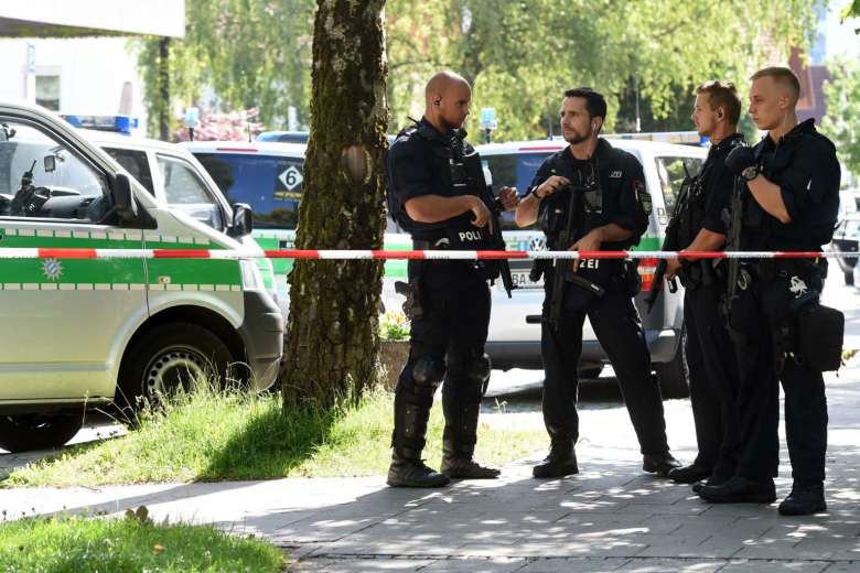 Tiroteo deja una agente de policía herida en el metro de Munich - metro-munich-afp.2