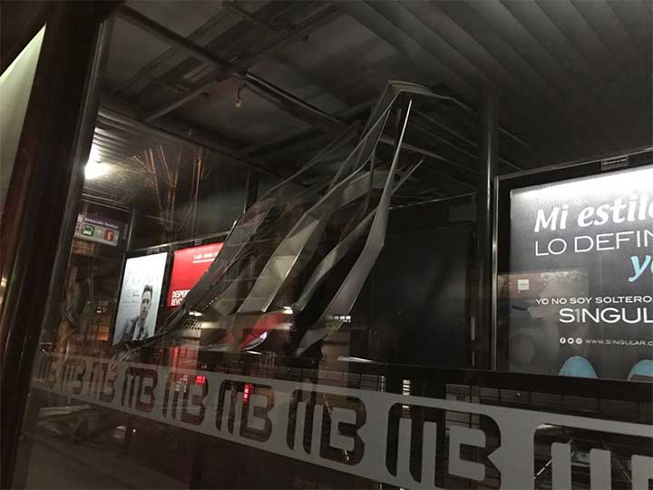 Cierran estación Xola del Metrobús por daños en el techo - metrobus-xola-3