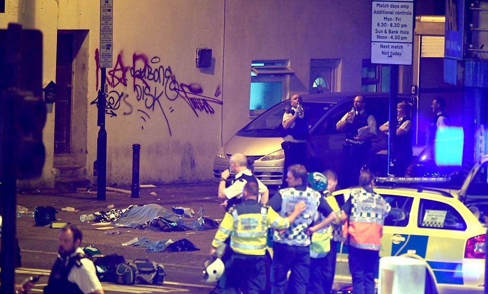 Ataque terrorista deja un muerto en mezquita de Londres