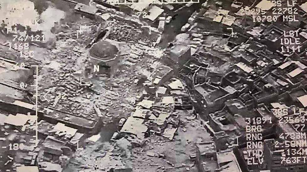 Estado Islámico destruye histórica mezquita en Mosul
