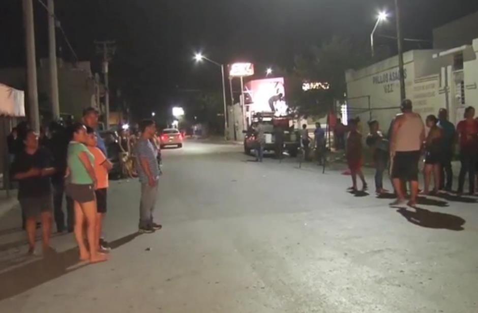 Muere niña por tocar cables en mercado rodante en Nuevo León - muere-niña