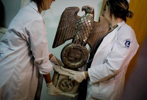 Encuentran objetos nazis en Argentina Encuentran objetos nazis en Argentina