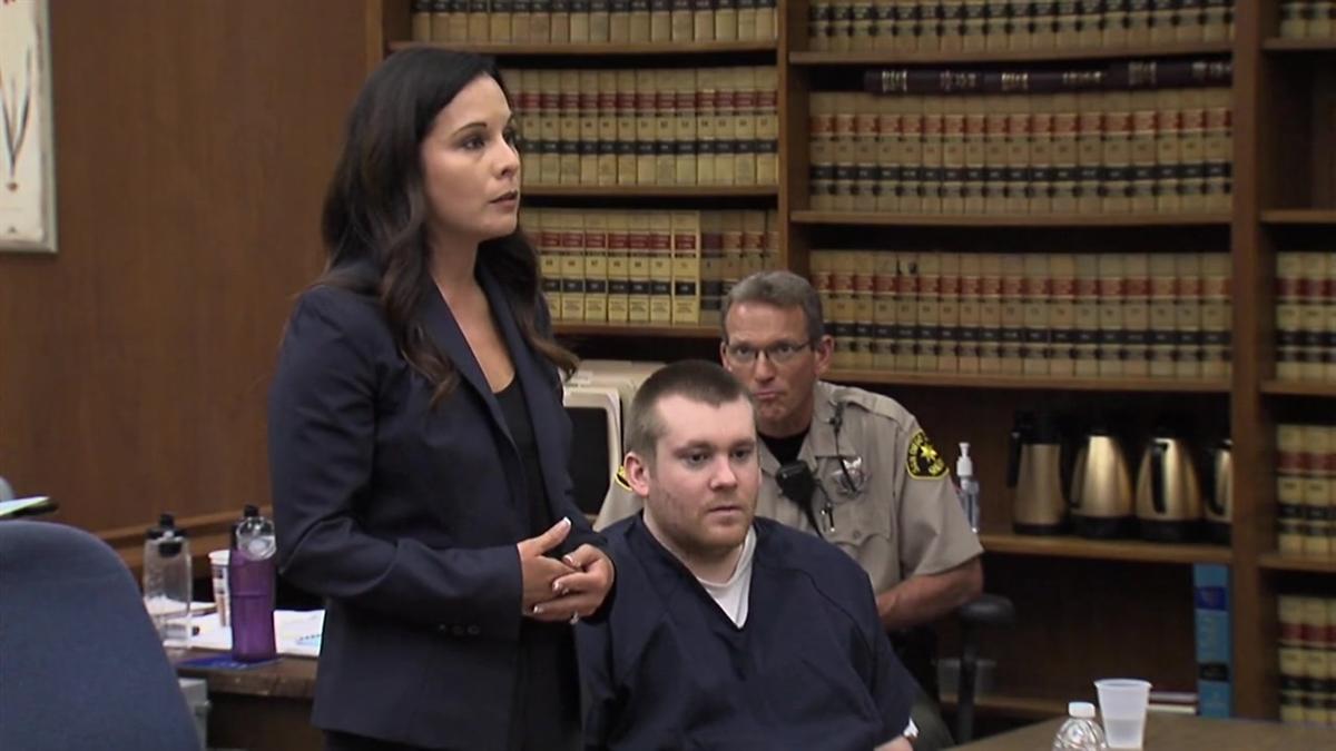 Condenan a cien años de cárcel a parricida en EE.UU. - parricida