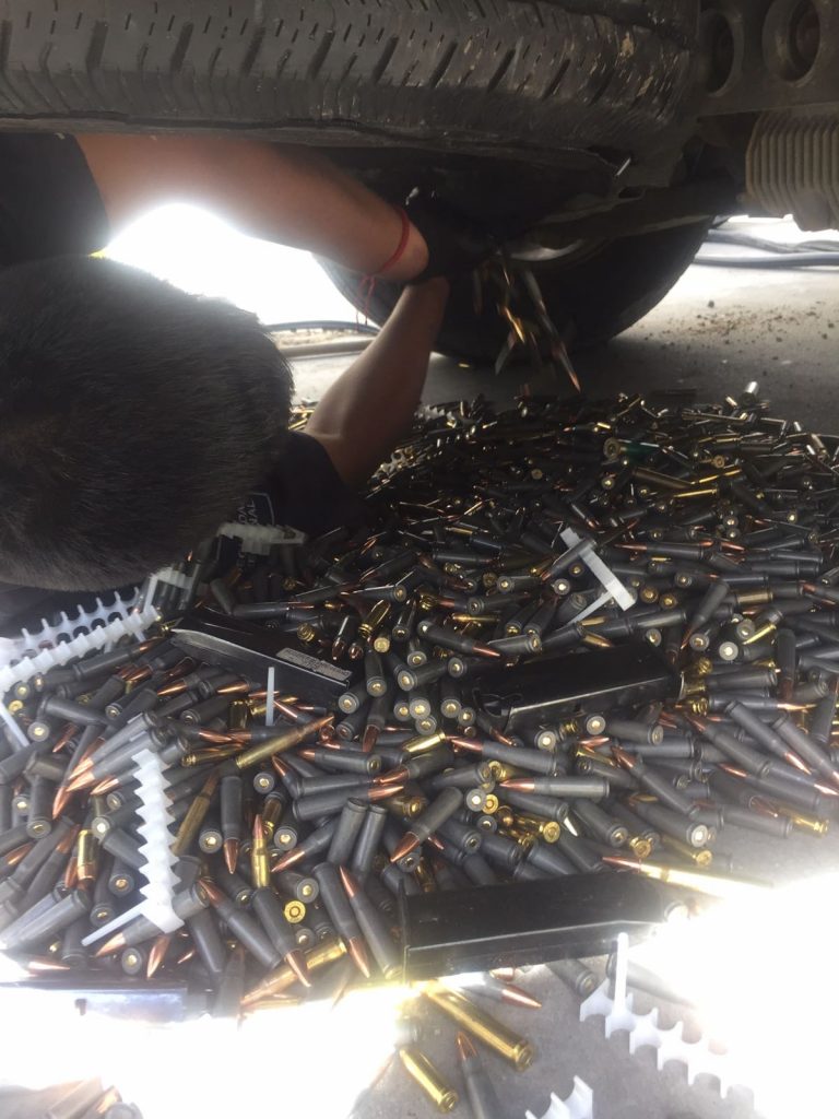 Detienen a sujeto con 10 armas y 12 mil cartuchos en Guanajuato - pf-arsenal-guanajuato-768x1024