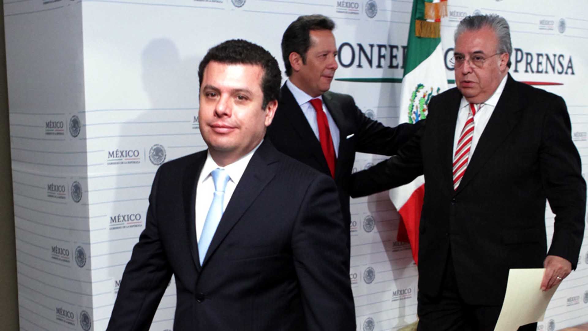 Renuncia Castillejos a la Consejería Jurídica de la Presidencia Renuncia Castillejos a la Consejería Jurídica de la Presidencia