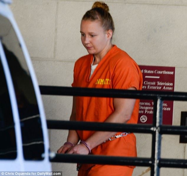 Mujer que filtró documento clasificado quería "quemar la Casa Blanca" - reality-winner