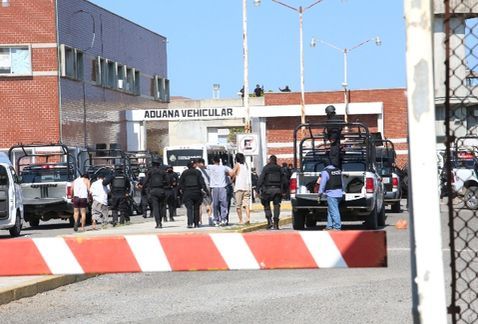Regresan reos del penal de Victoria a Altamira