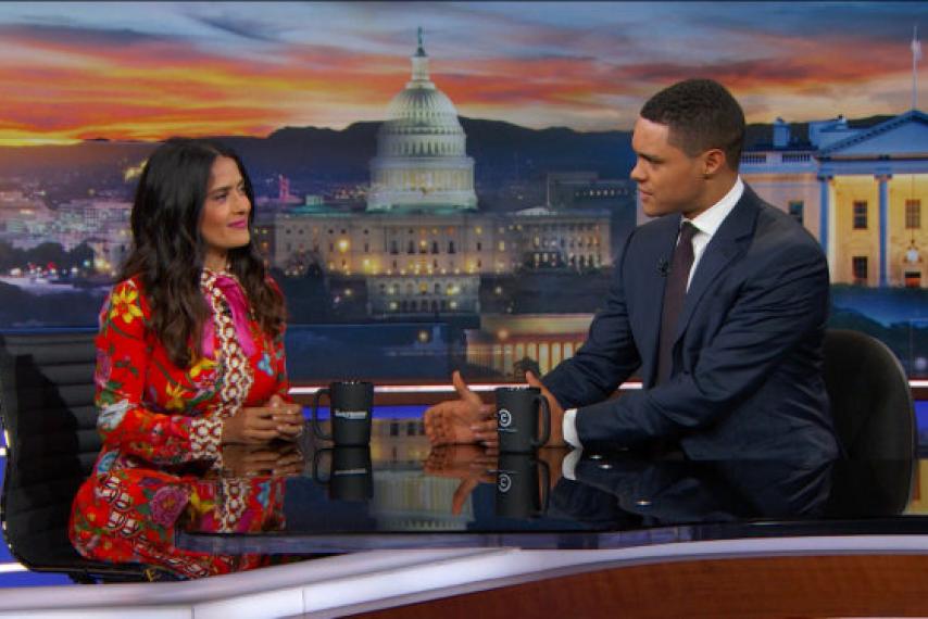 Salma Hayek reitera historia de acoso de Donald Trump - salma-hayek
