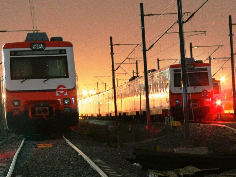 Tren Suburbano opera gratuitamente y con normalidad