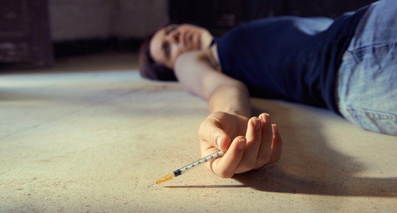 Al menos 15 muertes por sobredosis de opiáceos en Arizona - shutterstock-opio