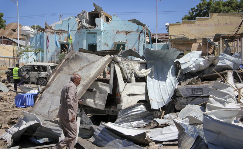 Atentado terrorista en Somalia deja 17 muertos - somalia2