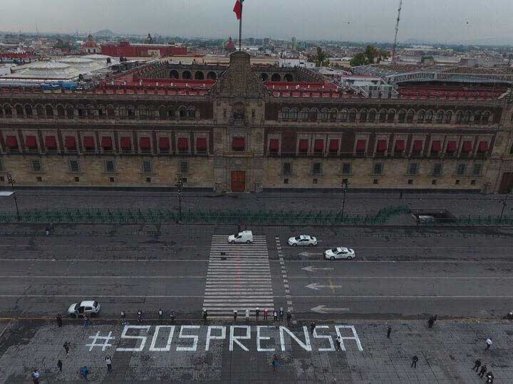 Periodistas se manifiestan en el Zócalo por el asesinato de Salvador Adame - sos-prensa